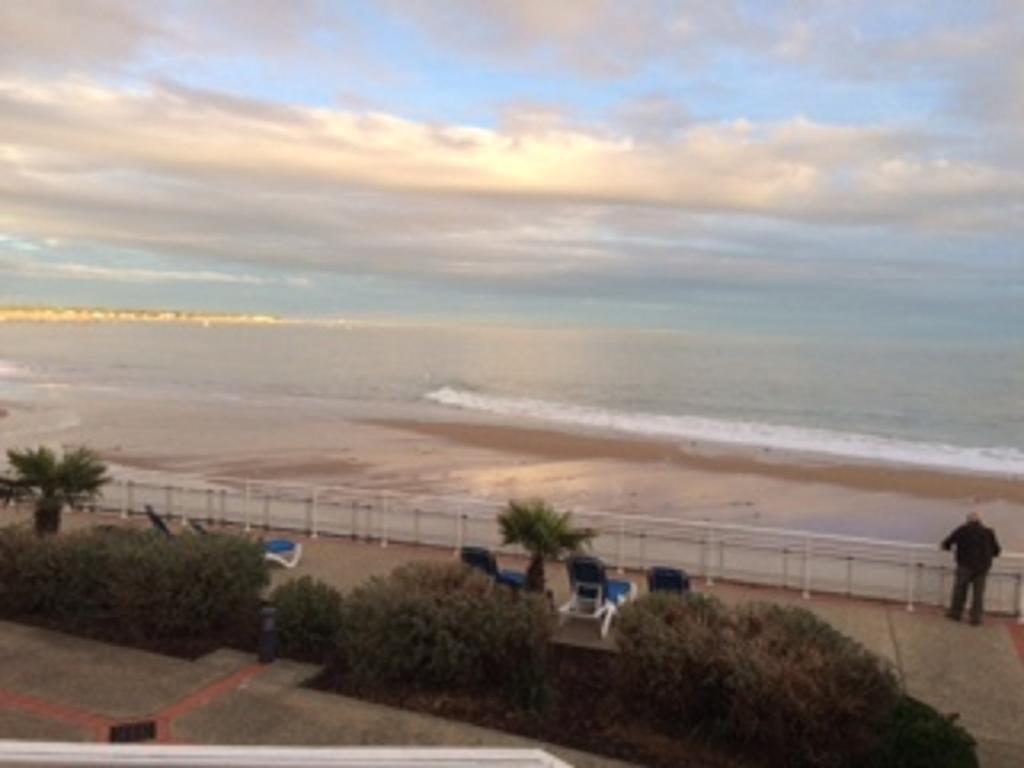 Appartement 43 M2 Front De Mer 3 Cles Vacances La Tranche-sur-Mer Room photo
